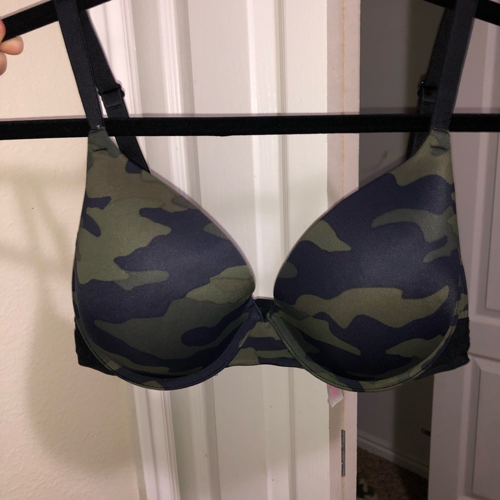 camo lightly lined t-shirt bra.